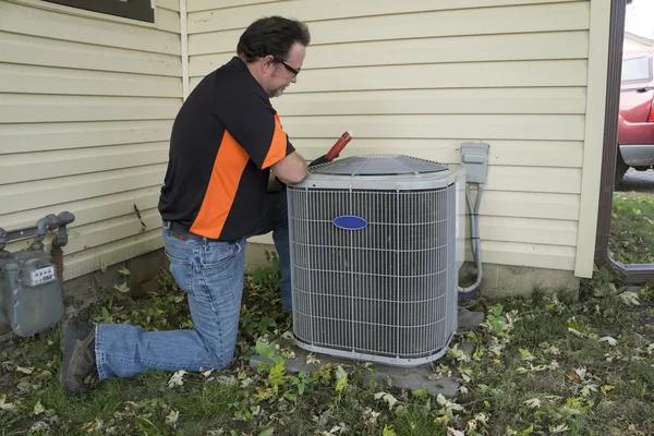 Air Conditioning Repair Panama City: Signs Your AC Needs Fixing